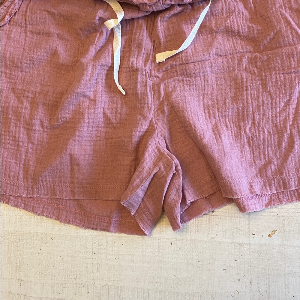 Zenana Women’s Mauve Drawstring Gauze Shorts - Picture 3 of 5